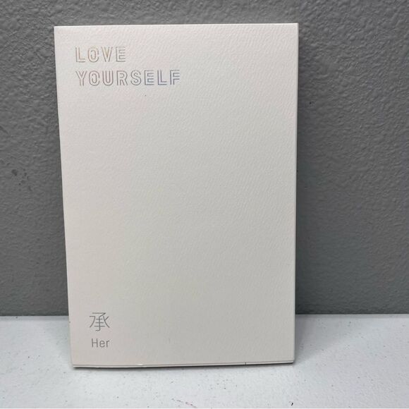 BTS 5th‎ Mini Album [LOVE YOURSELF 承 Her] "E Ver." CD Photobook NO PHOTOCARD VGC - Picture 3 of 6
